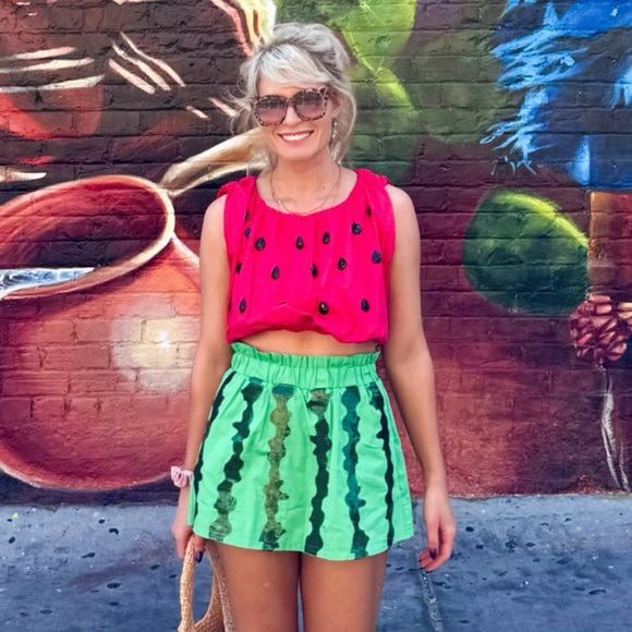 Meet your Posher, Shelly - Picture 1 of 1